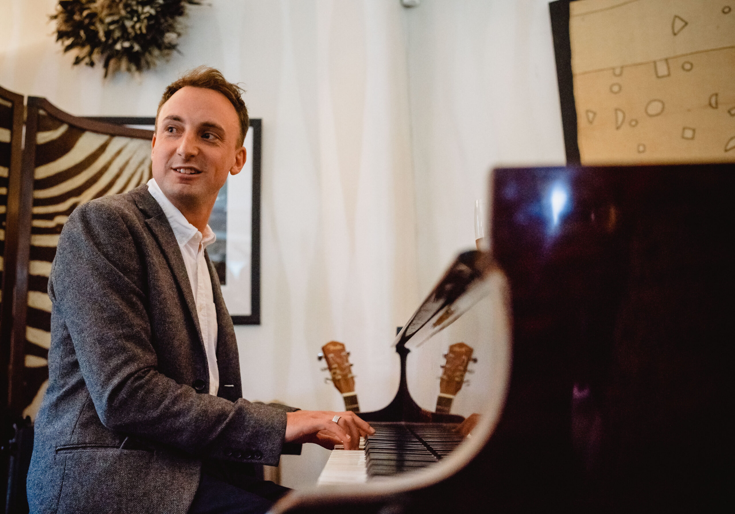 Charlie R. Myers Charlie Myers Saturday evening pianist - The Piltdown Man